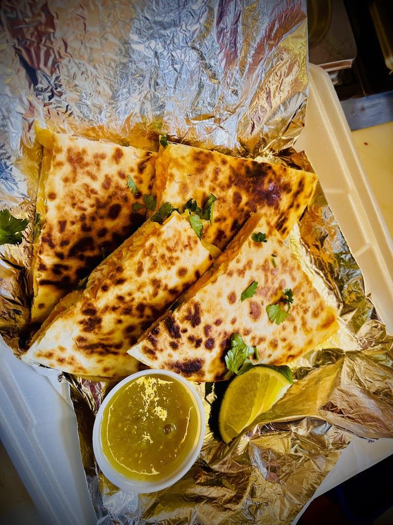 Marty'z Roadside Kitchen and Eatery